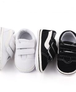 Spring-Summer-New-White-Black-Baby-Shoes-Soft-Cotton-Non-slip-Sneakers-Casual-Shoes-For-Baby_4b30a627-aa06-46aa-ac45-cdcaec0fbf82.jpg