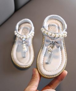 Summer-New-Girls-Sandals-Cute-Bows-Pearls-PU-Leather-Princess-Girls-Shoes-Rubber-Sole-Kids-Shoes_e6dd5640-a04a-4781-bf2e-02049731c9f0.jpg