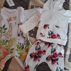 Beautiful Floral Long-sleeve Hoodie Set photo review