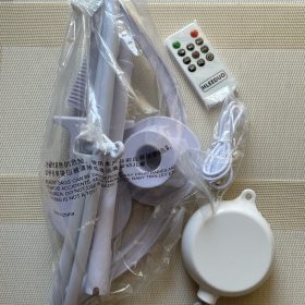 White Rotary Mobile On The Bed Hanging Toys photo review